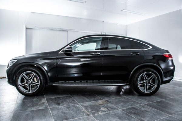 GLC 220d 4マチック クーペ AMGライン