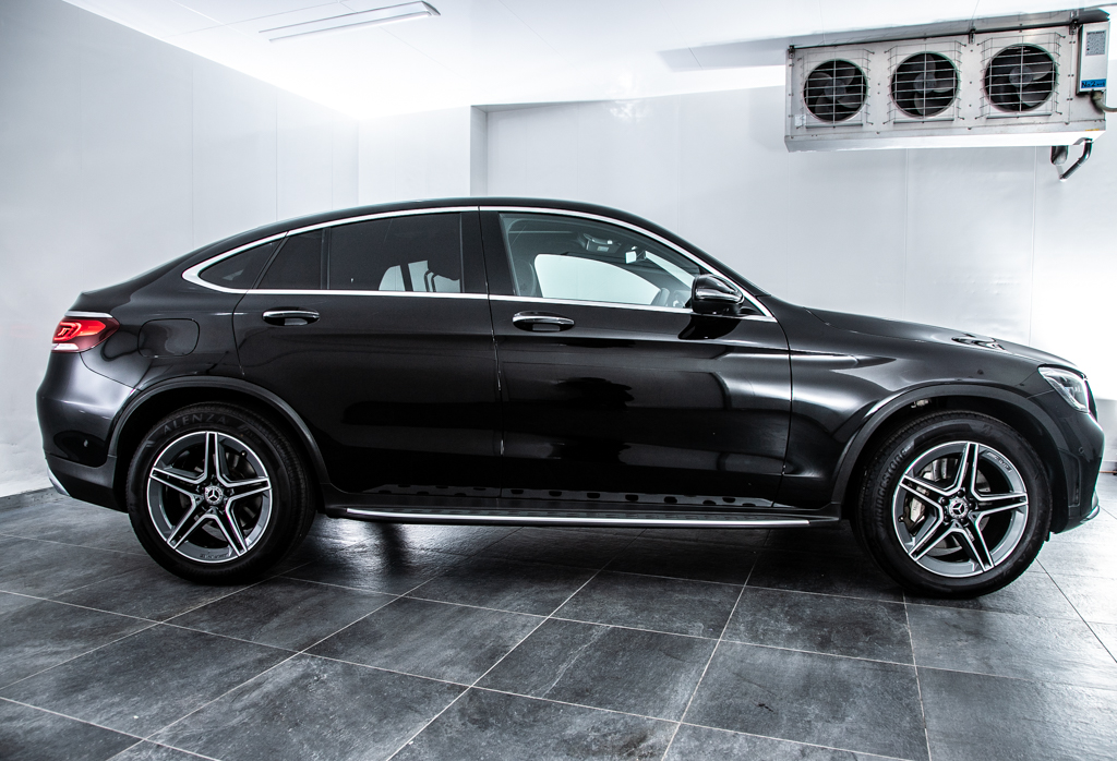 GLC 220d 4マチック クーペ AMGライン