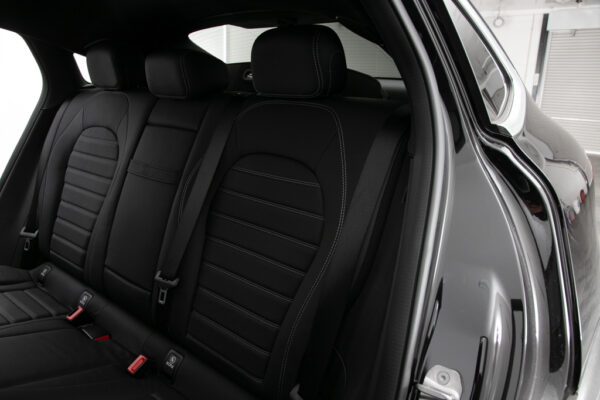 GLC 220d 4マチック クーペ AMGライン