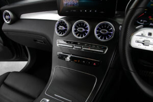 GLC 220d 4マチック クーペ AMGライン
