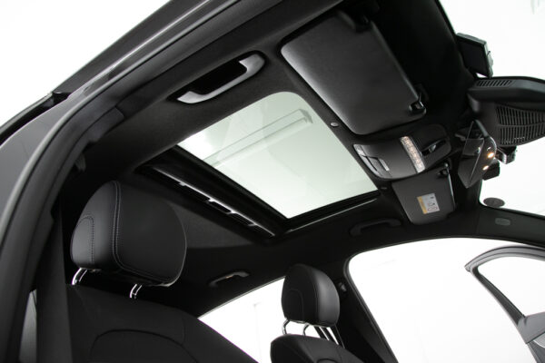 GLC 220d 4マチック クーペ AMGライン