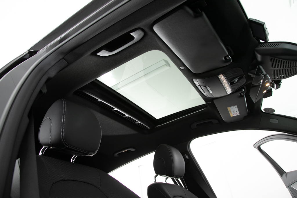 GLC 220d 4マチック クーペ AMGライン
