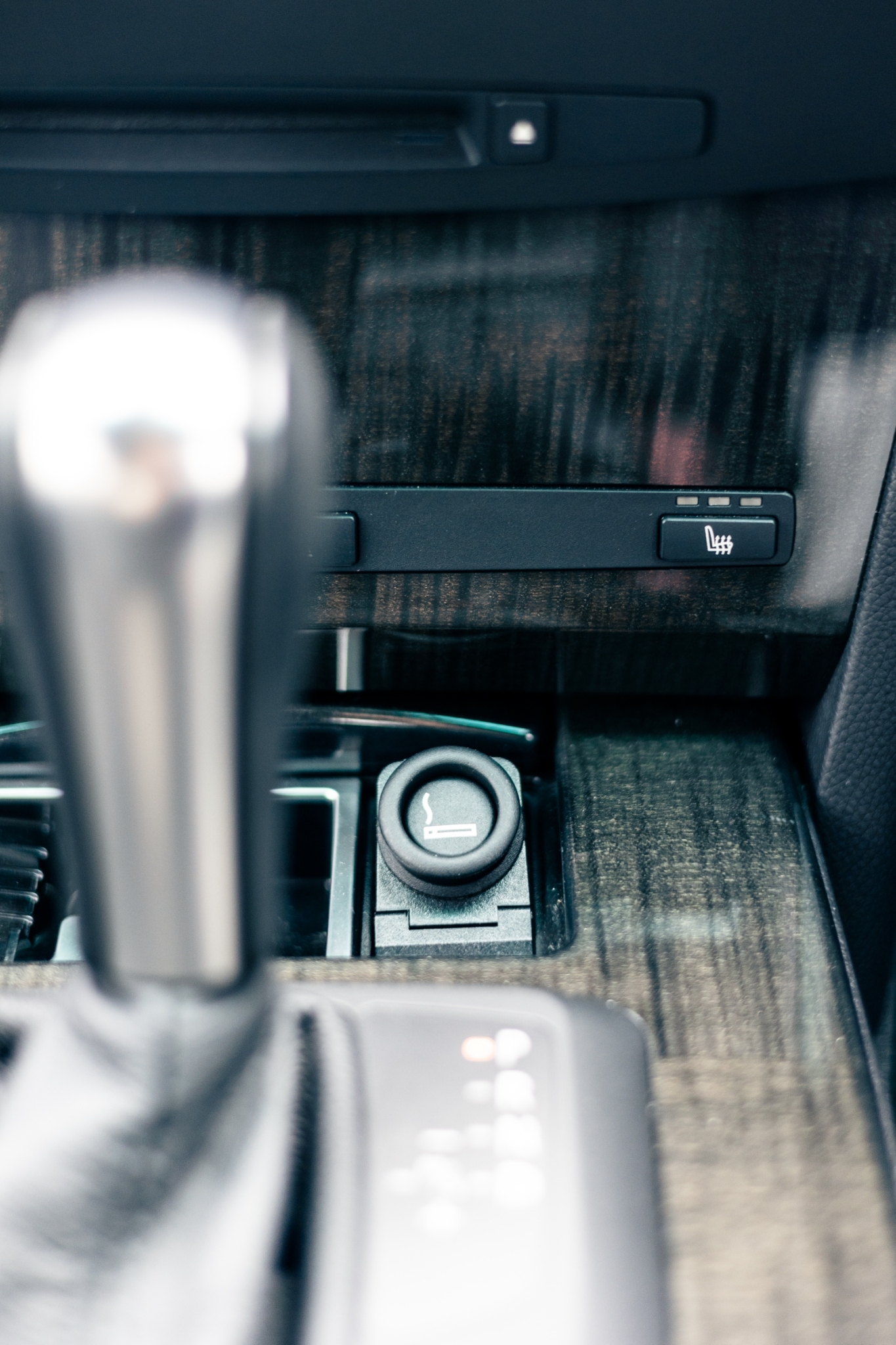 BMW 550i（FR/6AT）現行M5より排気量が大きかったフツーの5シリーズ