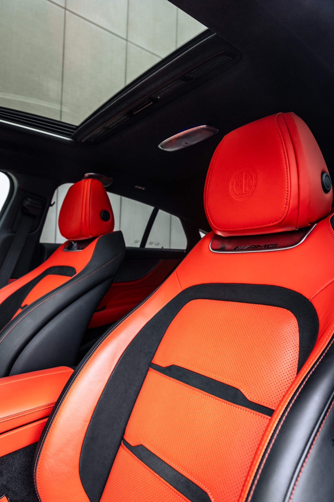 メルセデスAMG GT4ドアクーペ GT63S（4WD/9AT）/Eパフォーマンス（4WD/9AT）21世紀の幅広さ