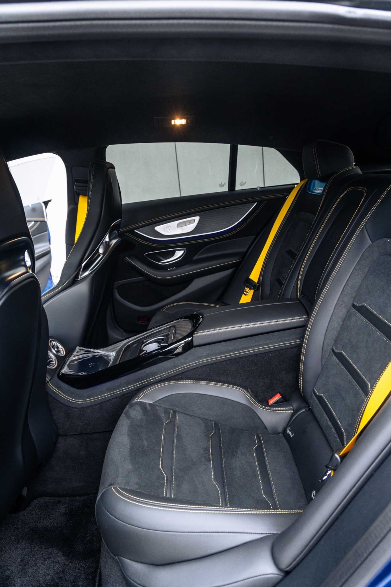 メルセデスAMG GT4ドアクーペ GT63S（4WD/9AT）/Eパフォーマンス（4WD/9AT）21世紀の幅広さ
