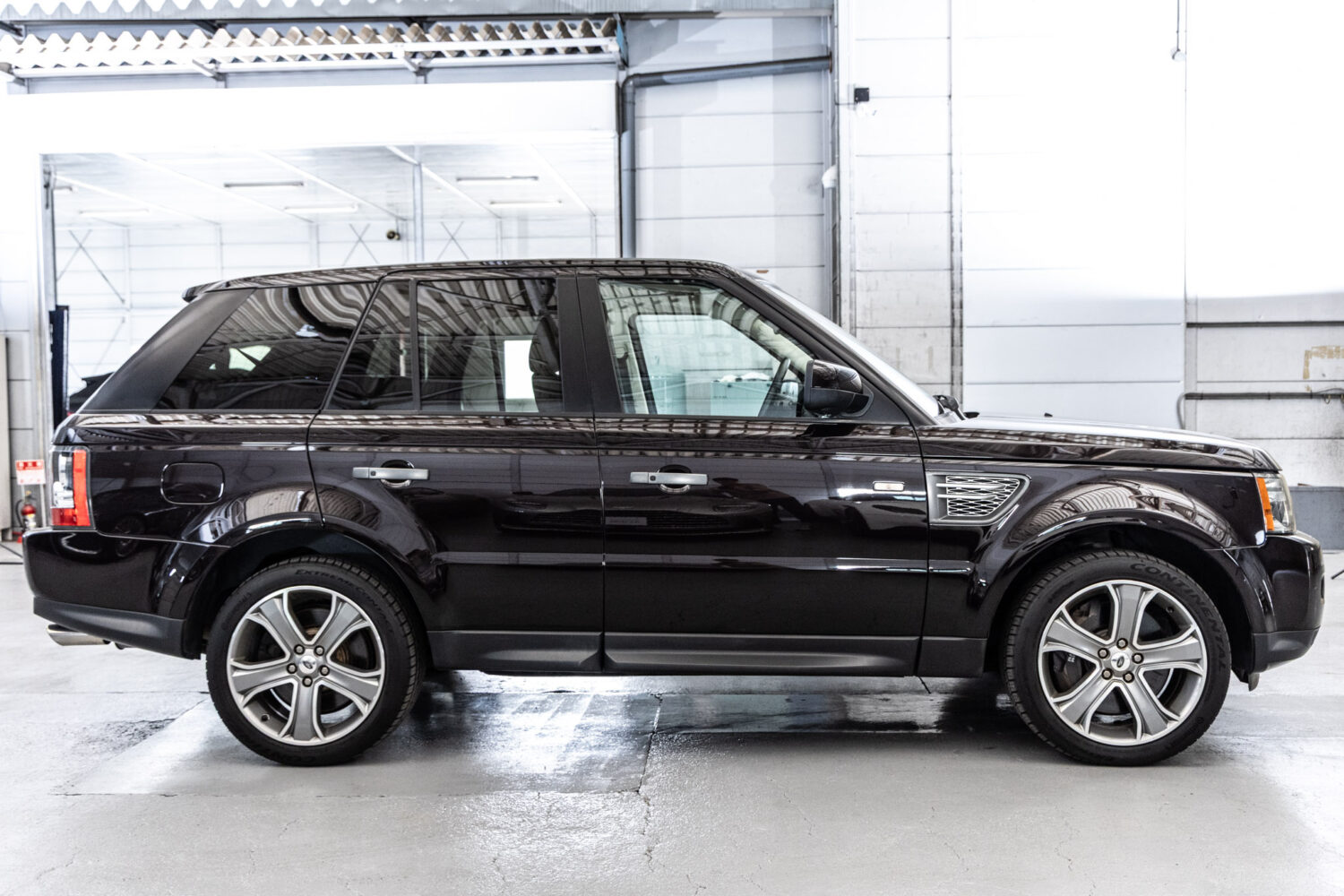 レンジローバースポーツ 5.0 V8 スーパーチャージド 4WD