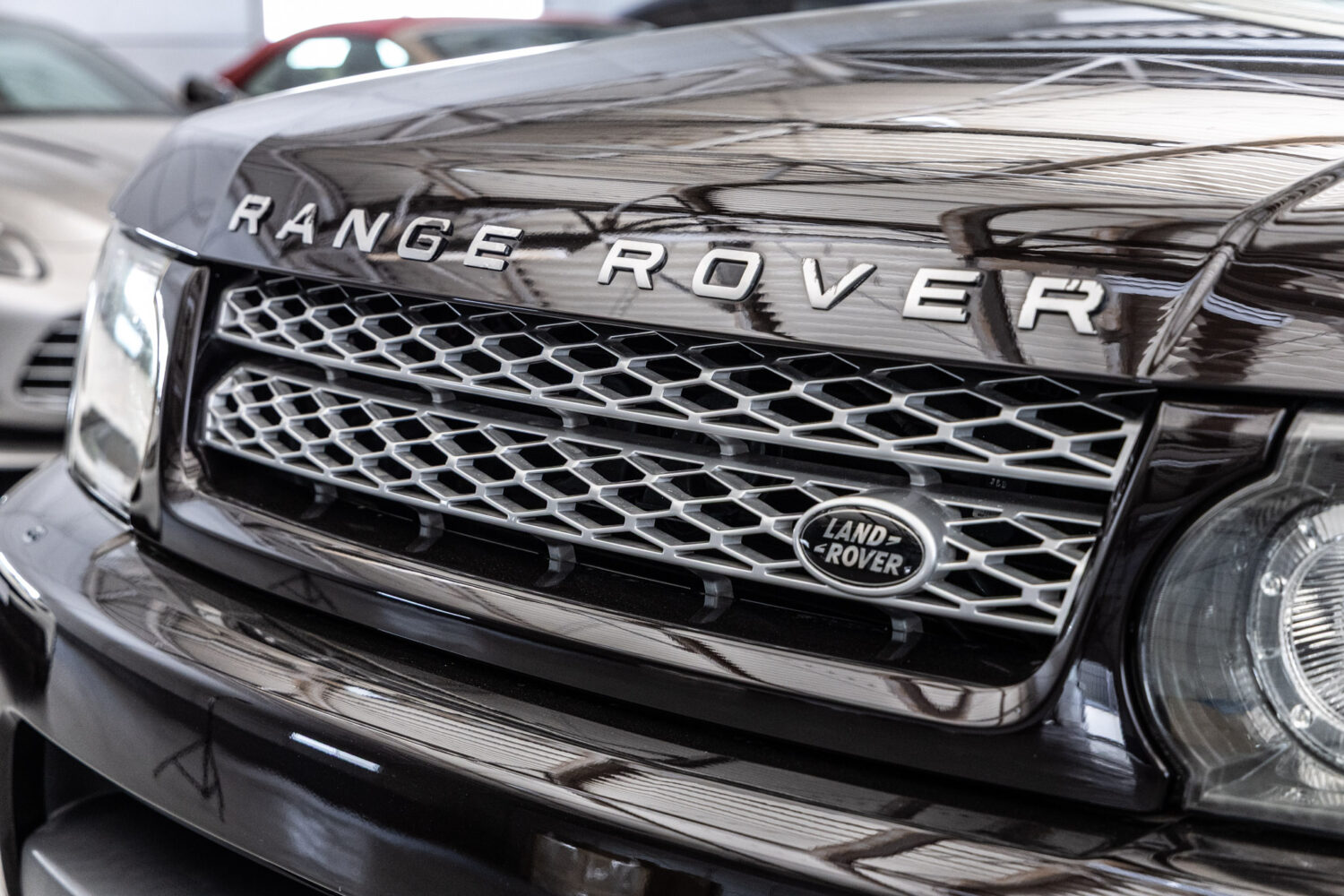 レンジローバースポーツ 5.0 V8 スーパーチャージド 4WD