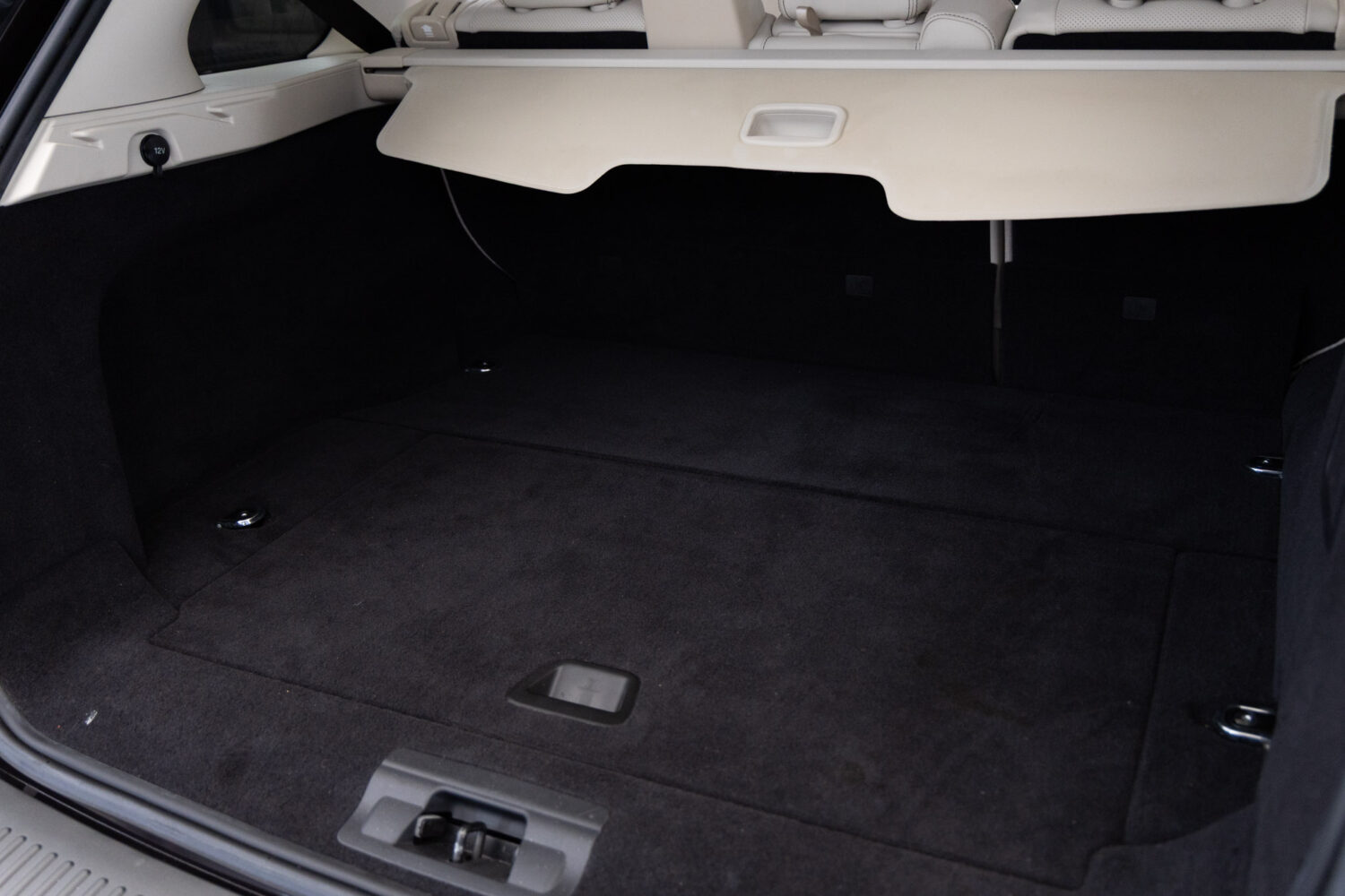 レンジローバースポーツ 5.0 V8 スーパーチャージド 4WD