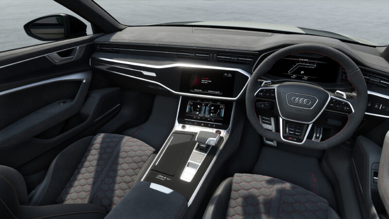 世界限定660台　日本限定10台　専用装備のアウディRS6アバントGT発売