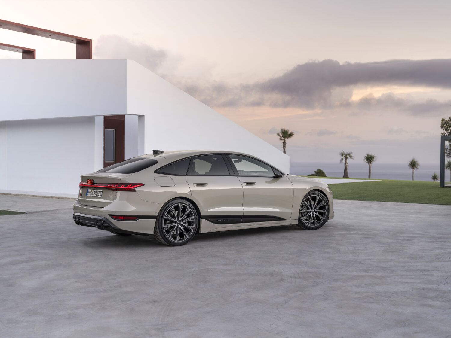 アウディA6 eトロンにエントリーモデルを新設定　既に本国ではオーダー受付中