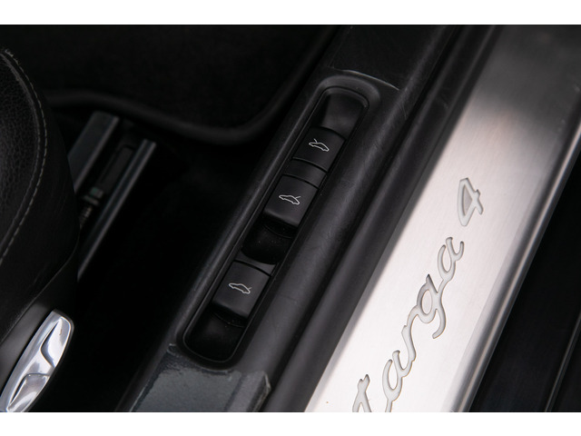 911タルガ4 ティプトロニックS 4WD
