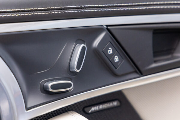 Fタイプクーペ Rダイナミック 3.0L P380