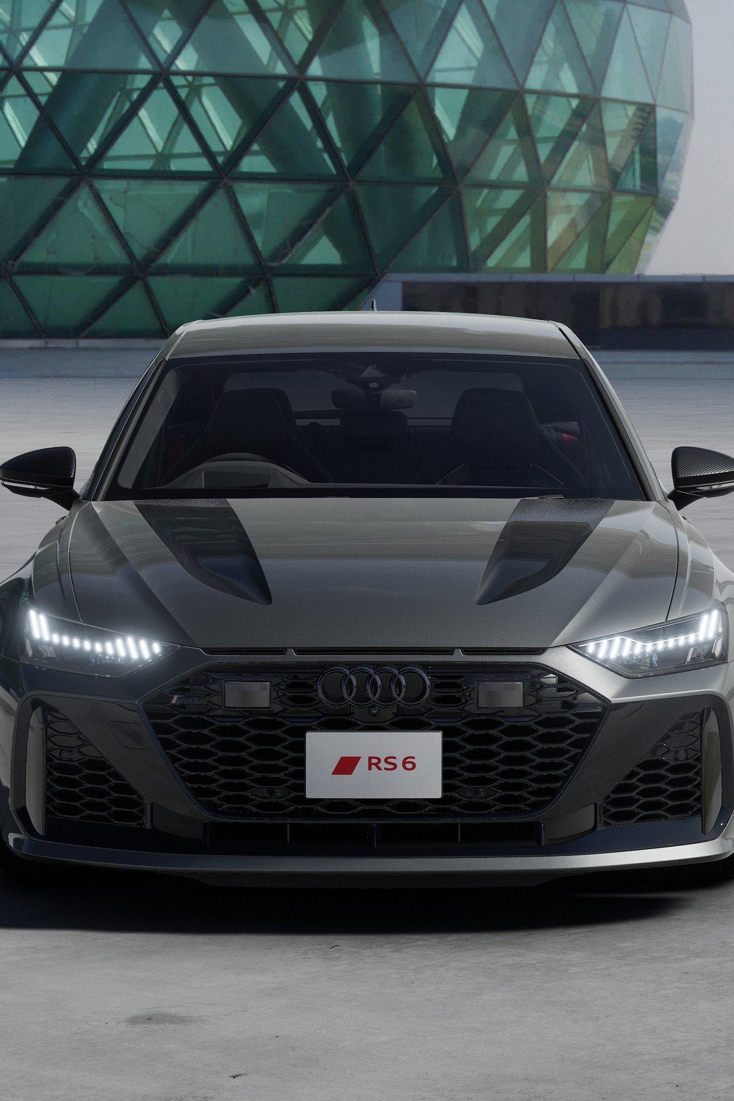限定車であるRS6アバントGTは、ベースとなるRS6アバント・パフォーマンスと異なり、ネッカーズルムの生産ラインの後、ベーリンガーホフ工場でも組み立てられる。