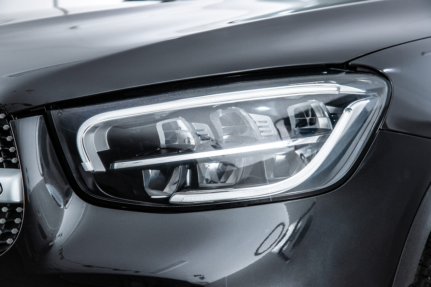 GLC 220d 4マチック クーペ スポーツラインエディション