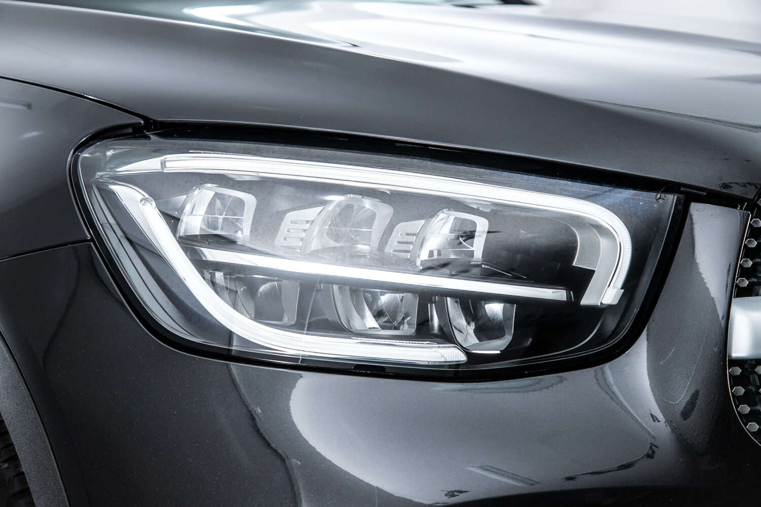 GLC 220d 4マチック クーペ スポーツラインエディション