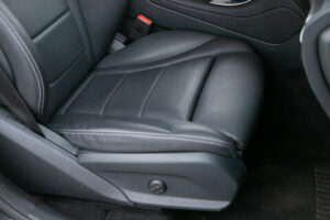 GLC 220d 4マチック クーペ スポーツラインエディション