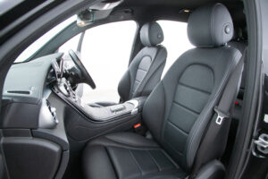 GLC 220d 4マチック クーペ スポーツラインエディション