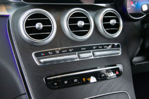 GLC 220d 4マチック クーペ スポーツラインエディション