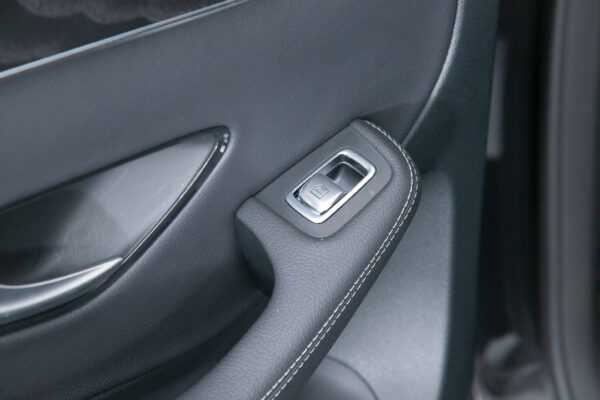 GLC 220d 4マチック クーペ スポーツラインエディション