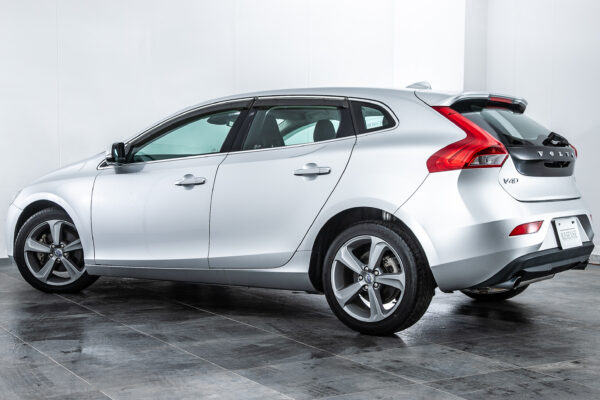 V40 T4 SE