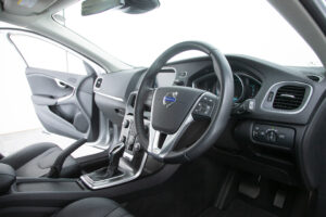 V40 T4 SE