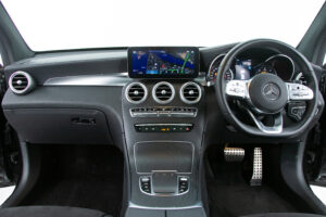 GLC220d 4マチックAMGライン
