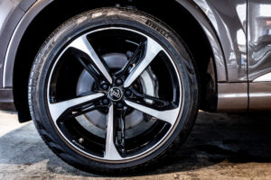 Q7 55TFSIクワトロ 4WD