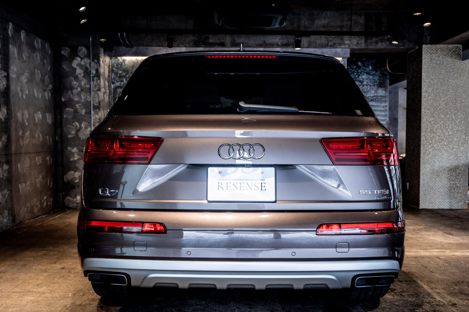 Q7 55TFSIクワトロ 4WD
