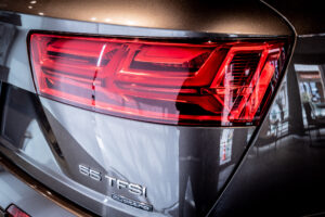 Q7 55TFSIクワトロ 4WD