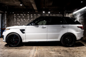 レンジローバースポーツ SVR 4WD