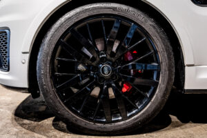 レンジローバースポーツ SVR 4WD