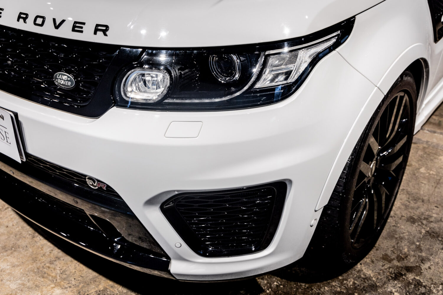 レンジローバースポーツ SVR 4WD