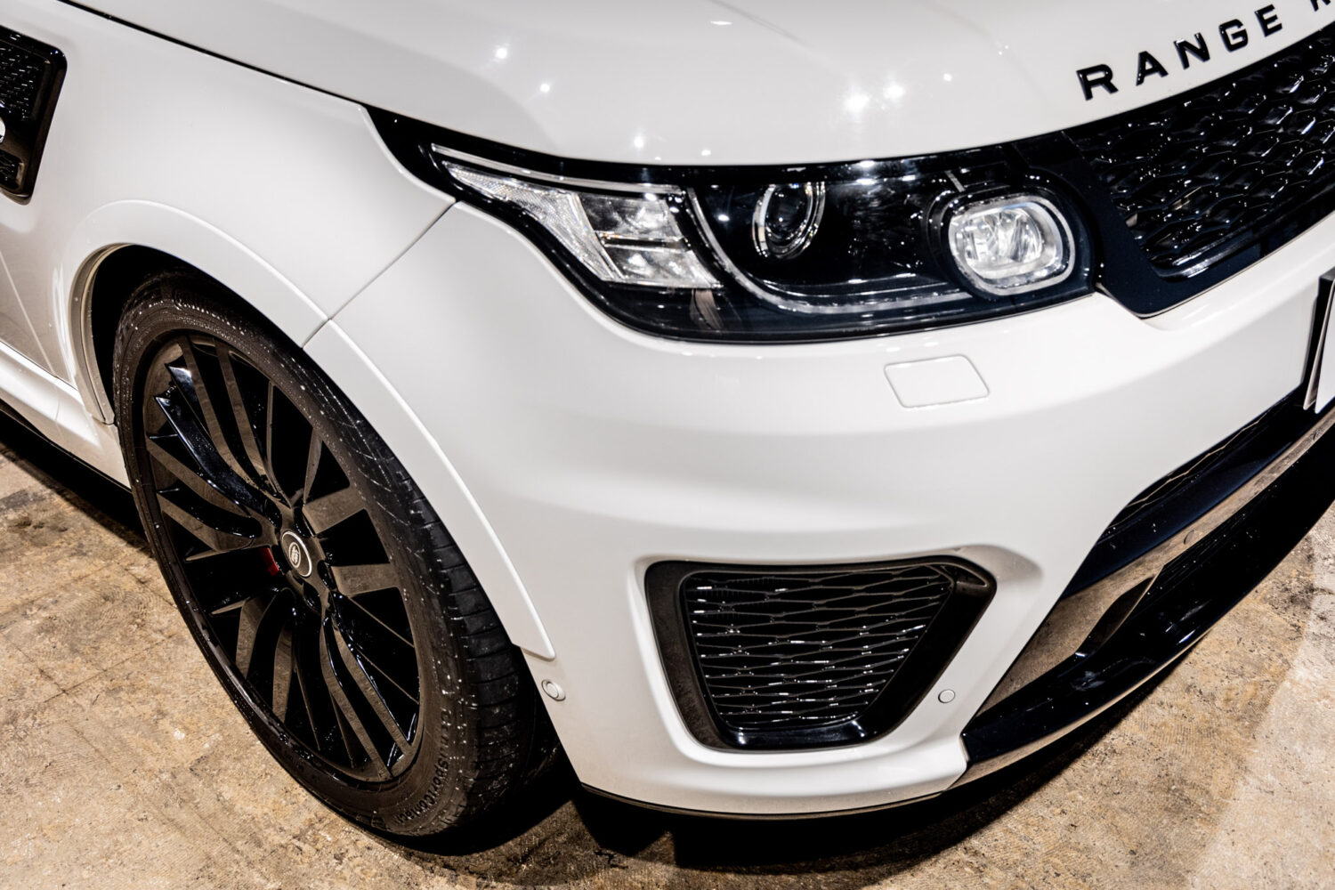 レンジローバースポーツ SVR 4WD