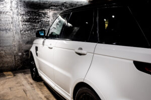 レンジローバースポーツ SVR 4WD