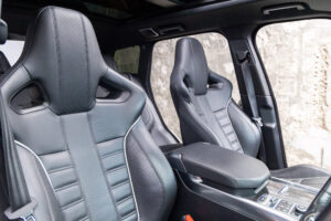 レンジローバースポーツ SVR 4WD
