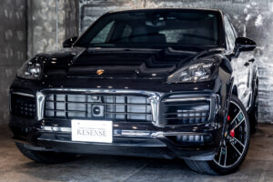 カイエンクーペ GTS Tip-S リアセンターシート 4WD