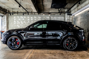 カイエンクーペ GTS Tip-S リアセンターシート 4WD