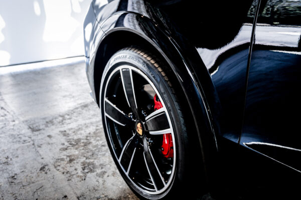 カイエンクーペ GTS Tip-S リアセンターシート 4WD