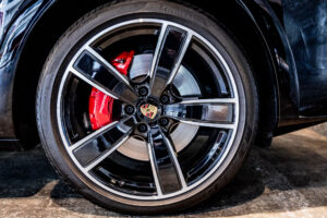 カイエンクーペ GTS Tip-S リアセンターシート 4WD