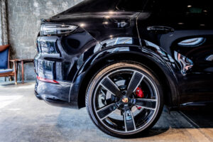 カイエンクーペ GTS Tip-S リアセンターシート 4WD