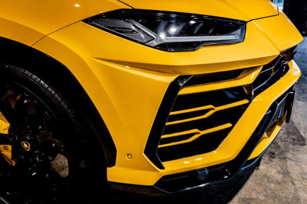 ウルス 4.0 4WD