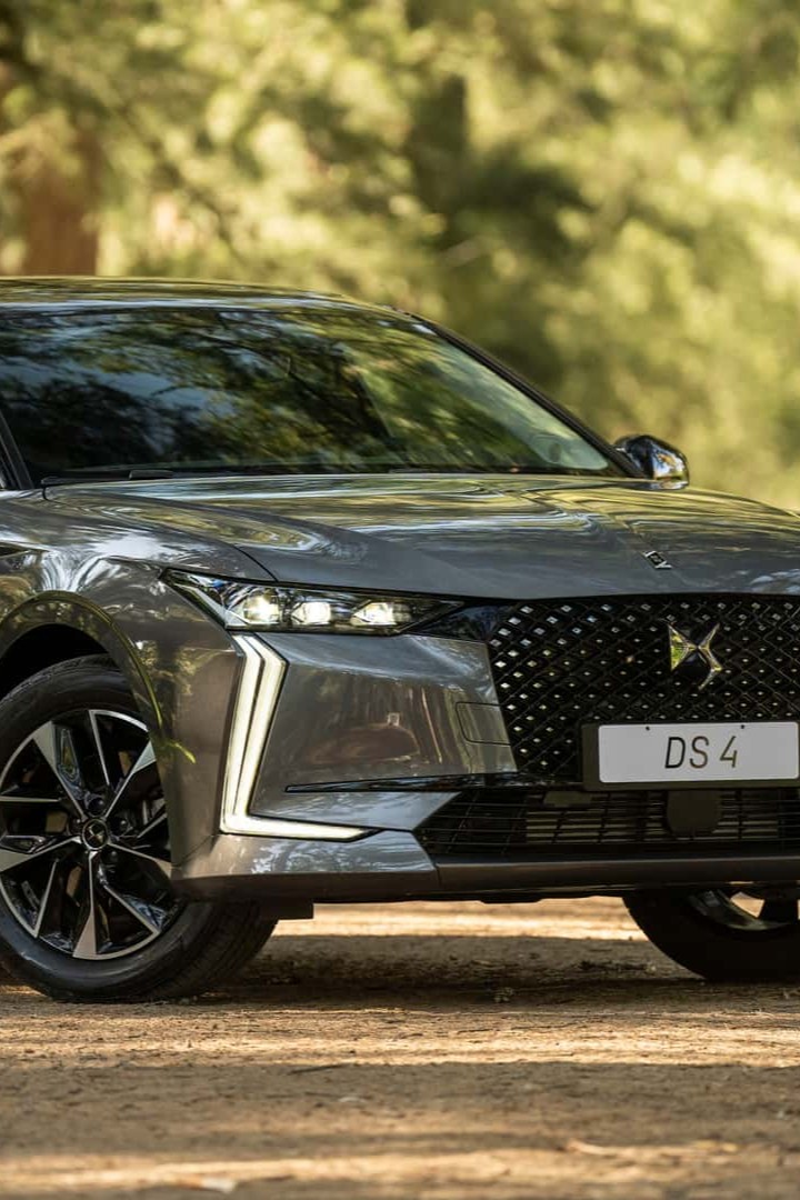 DS4/DS7に新グレード追加　「4」にエトワール、「7」にパラスとエトワール