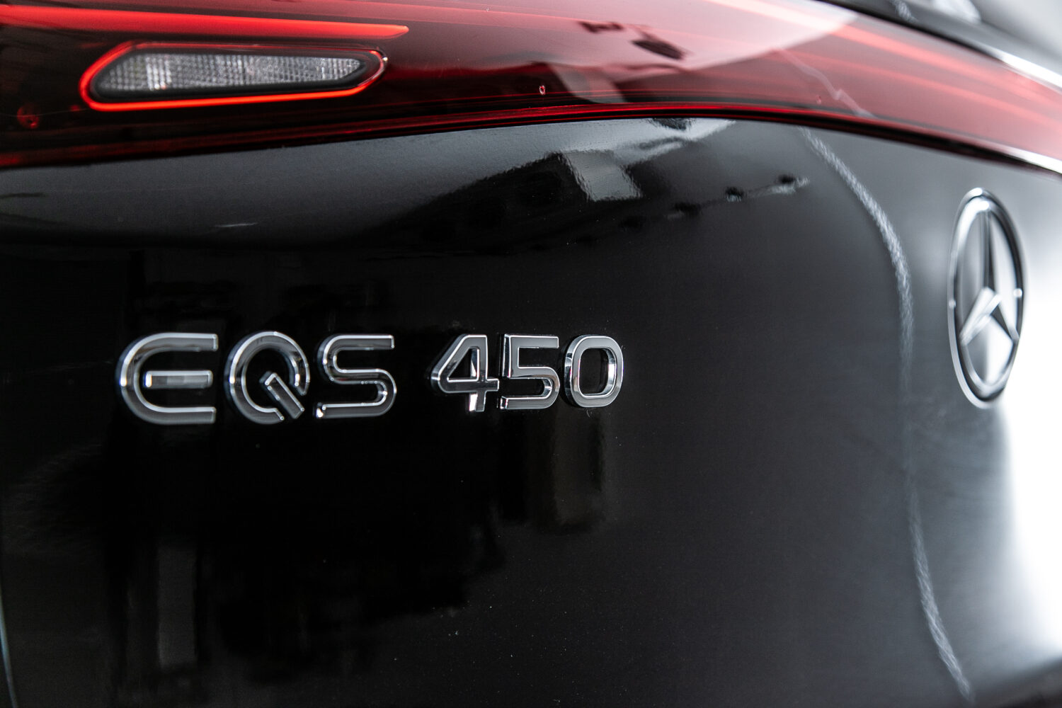 EQS SUV450 4マチックAMGラインPKG