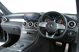 GLC220d 4マチックAMGライン