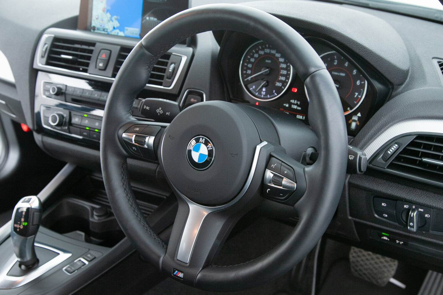 118i Mスポーツ
