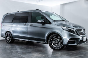 V220d EXCLUSIVEロング プラチナSUITE