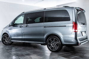 V220d EXCLUSIVEロング プラチナSUITE