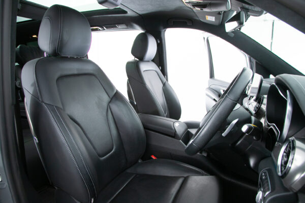 V220d EXCLUSIVEロング プラチナSUITE