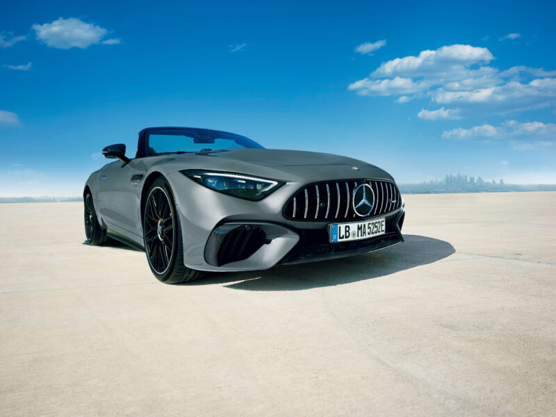 メルセデスAMG SL63S Eパフォーマンス　F1テクノロジー採用の駆動システム
