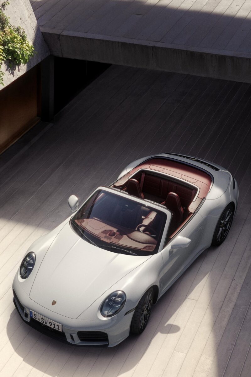 先代カレラGTSに匹敵のパフォーマンス　新型ポルシェ911カレラS　予約受注開始